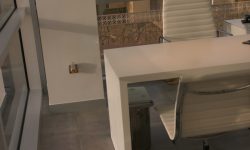 Mesa para terraza en Corian