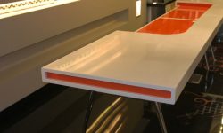 Mesa para oficinas en Corian